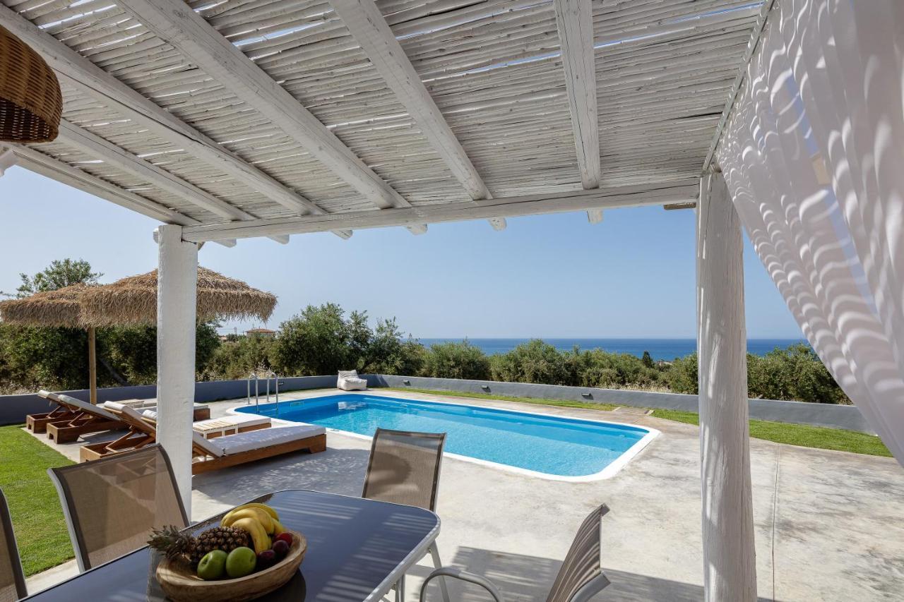 Gramvella Resort Adelianos Kampos Exterior foto